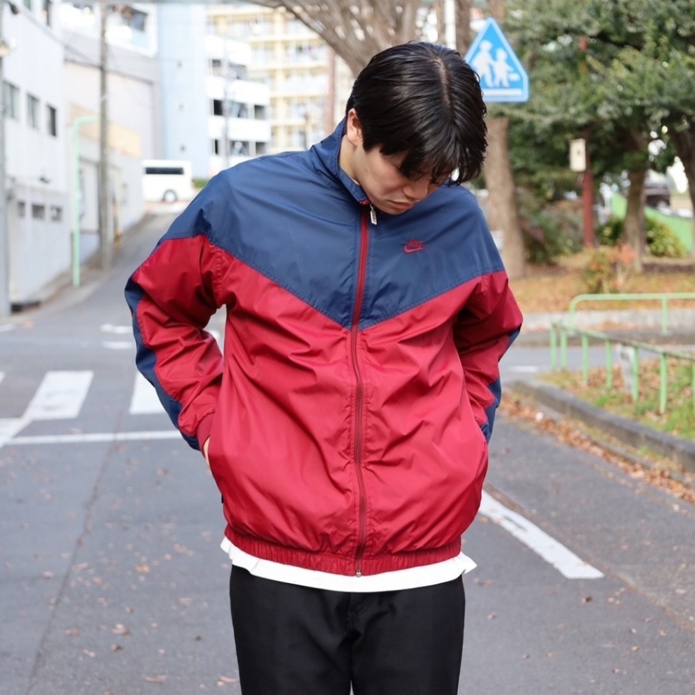 Vintage Nike Navy and Maroon Windbreaker